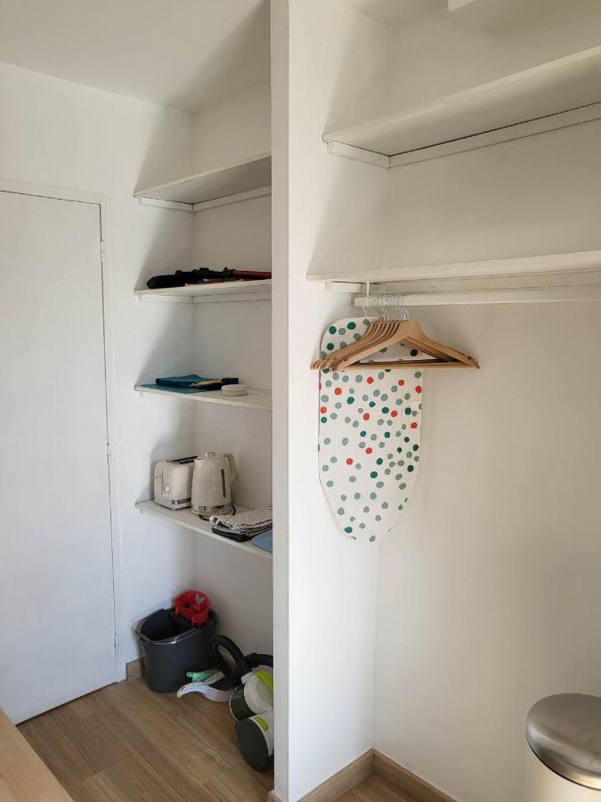Studio Sur Le Port De ตูลง ภายนอก รูปภาพ